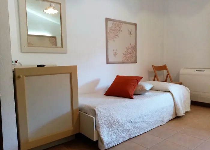 Su Pranu Guest house Onifai