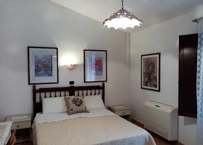 Guest house Su Pranu 3*