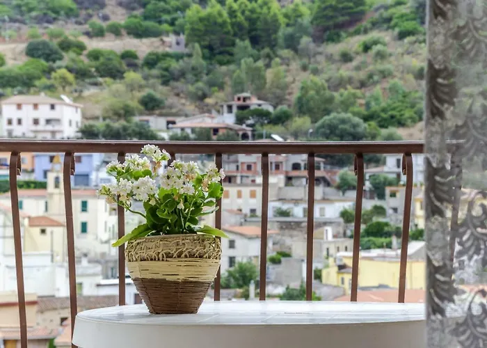 Su Pranu Guest house Onifai