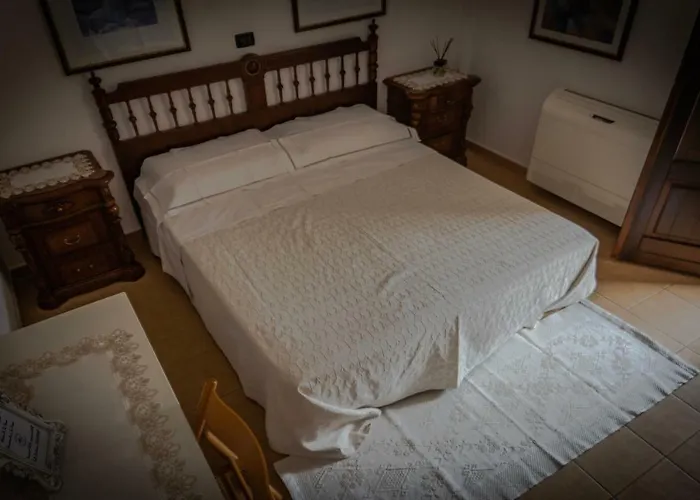 Su Pranu Guest house Onifai