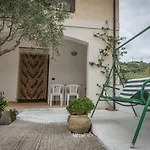 Su Pranu Guest house