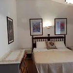 Su Pranu Guest house