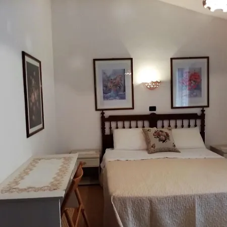 Su Pranu Guest house