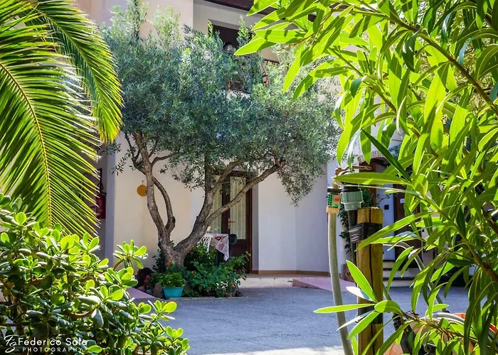 Guest house Su Pranu 3*