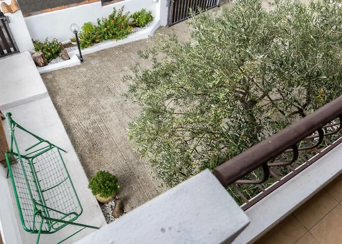 ゲストハウス Su Pranu 3*